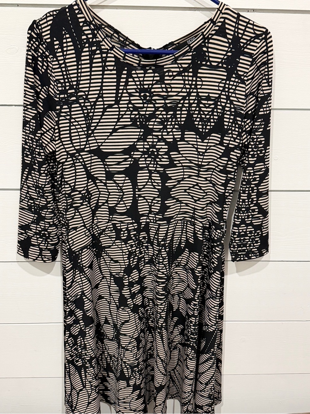 Women’s Black and Cream Graphic Midi Dress